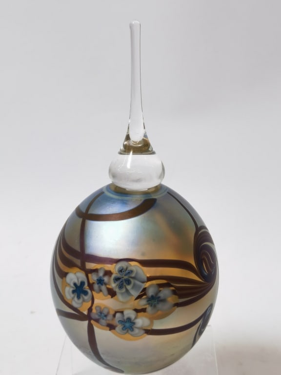 2004 Robert Eickenholt Iridescent Floral Art Glass Perfume Bottle: 2004 Robert Eickenholt Iridescent Floral Art Glass Perfume Bottle, 6.75in