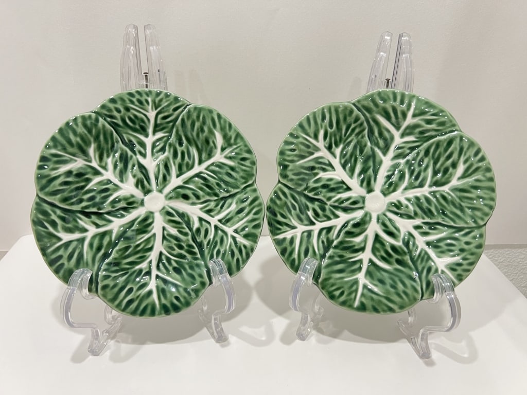 Pr. of Maxcera Porcelain Cabbage Dishes: Pr. of Maxcera Porcelain Cabbage Dishes, 6in