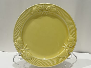 Bordallo Pinheiro Porcelain Yellow Rabbit Plate