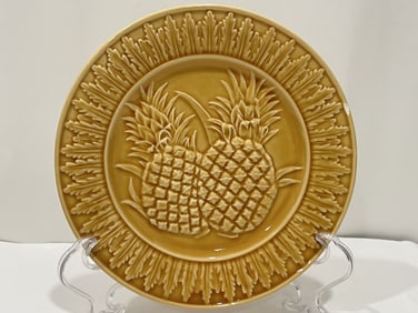 Bordallo Pinheiro Porcelain Yellow Pineapple Plate