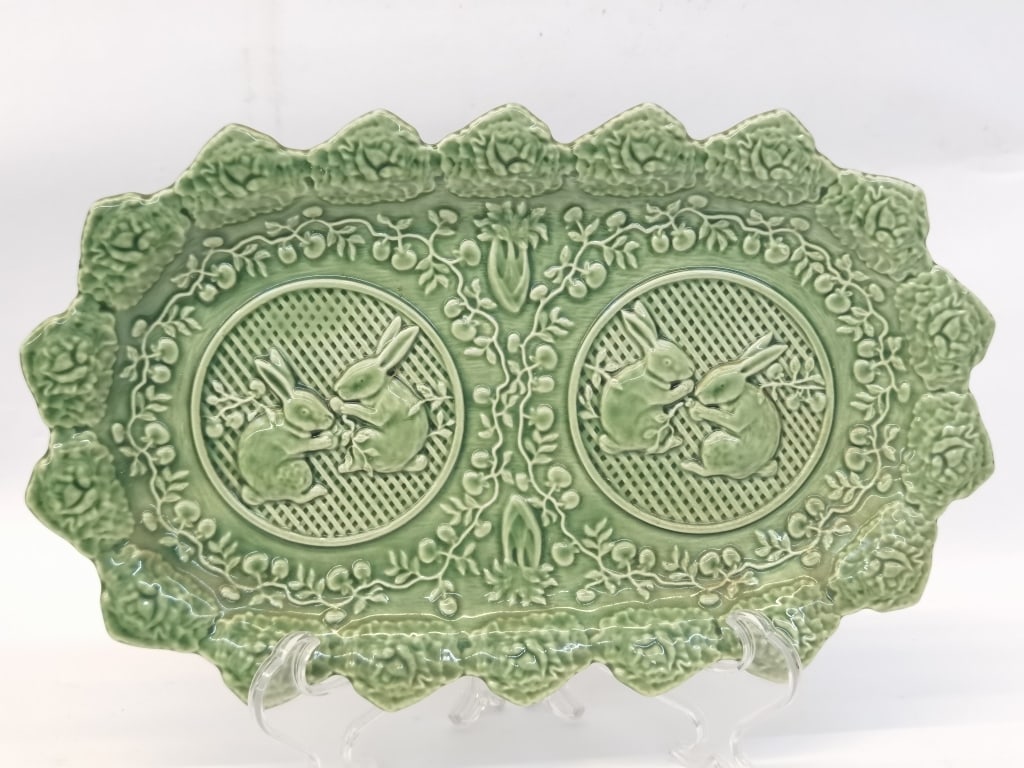 Bordallo Pinheiro Porcelain Green Rabbit Plate (1 of 6)