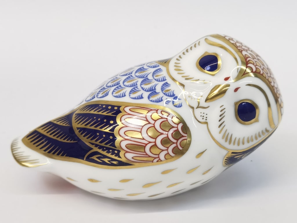 Vintage Royal Crown Derby Porcelain Owl Paperweight (1 of 6)