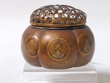 17-18th C. Japanese Maki-e w/ Bronze Lining Censer