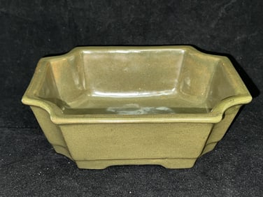 Mid-Qing Chinese Porcelain Tea Glaze Narcissus Pla