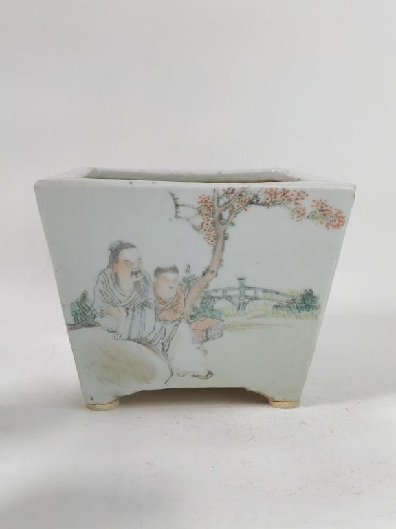 Qing Chinese Porcelain Famille Verte Flower Pot (1 of 7)