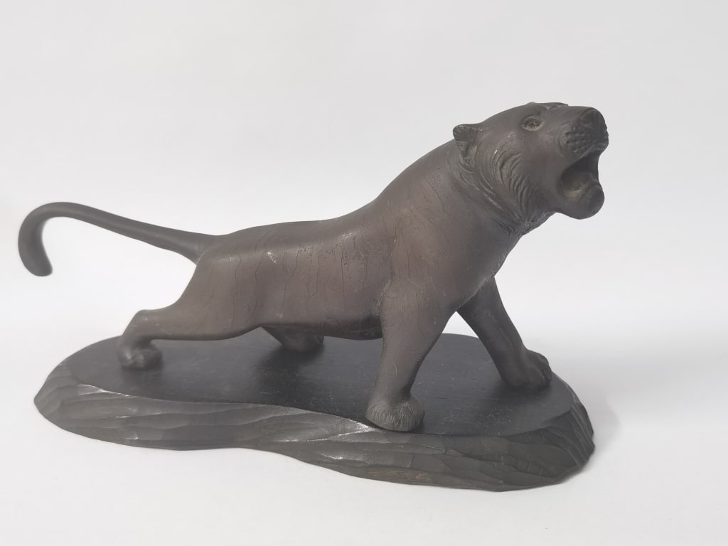 Vintage Japanese Bronze Tiger Figurine (1 of 4)