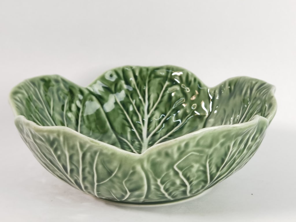 Vintage Bordallo Pinheiro Porcelain Cabbage Bowl (1 of 4)