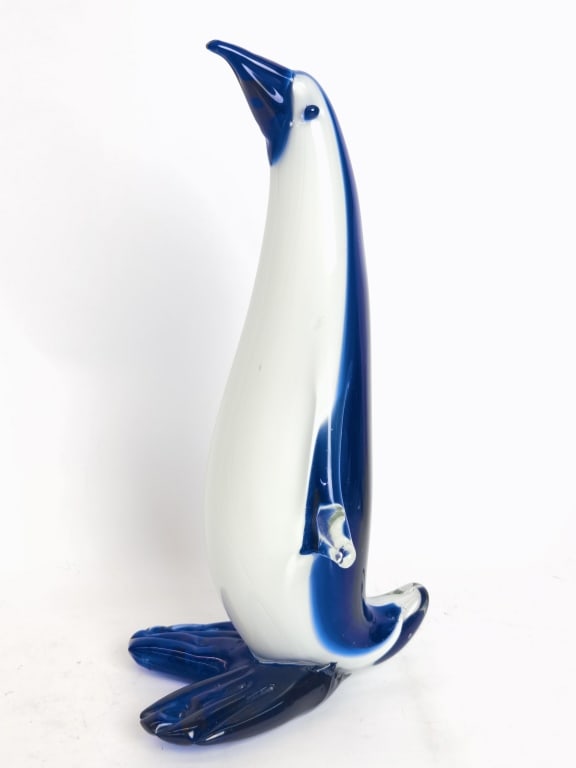 Vintage Murano Italy Blue/White Glass Penguin (1 of 5)