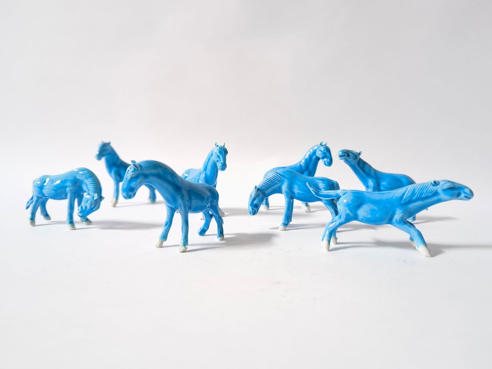 Chinese Porcelain Peacock Blue Glaze Eight Horses - 2