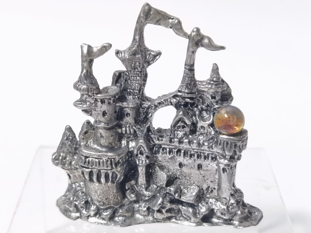 Vintage Bay Pewter Twin Castles (1 of 4)