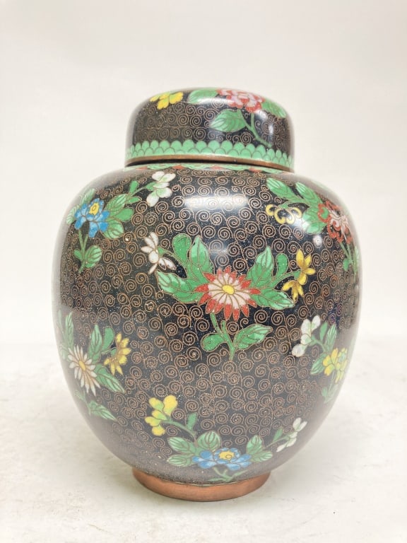 Chinese Cloisonne Covered Jar (1 of 6)