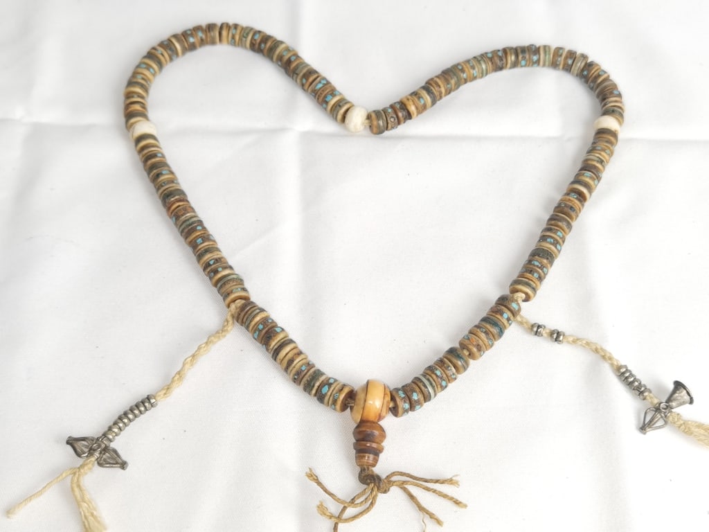 Vintage Chinese Tibetan Silver/Turquoise Bead Neck (1 of 6)