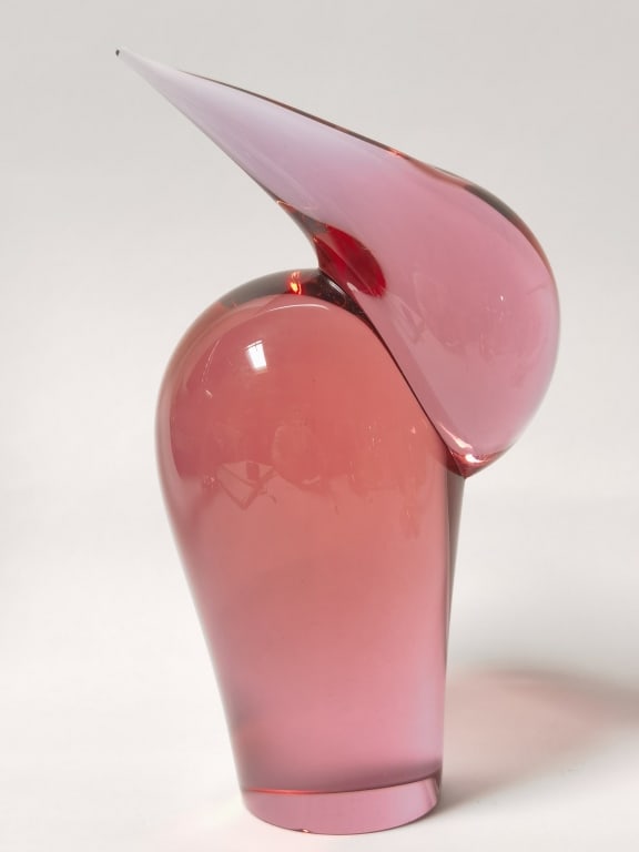 Vintage Abstract Pink Art Glass Bird: Vintage Abstract Pink Art Glass Bird, 7.5in