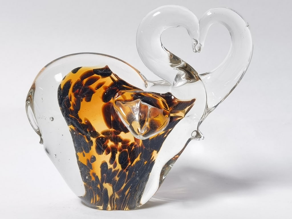 Vintage Murano Italy Tortoise Art Glass Elephant: Vintage Murano Italy Tortoise Art Glass Elephant, 6in by 6in