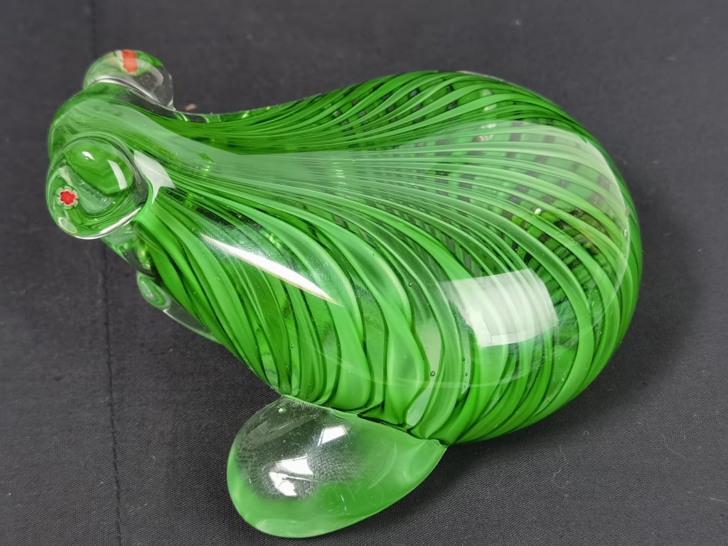 Vintage Murano Italy Green Striped Art Glass Frog: Vintage Murano Italy Green Striped Art Glass Frog, 5in by 3in