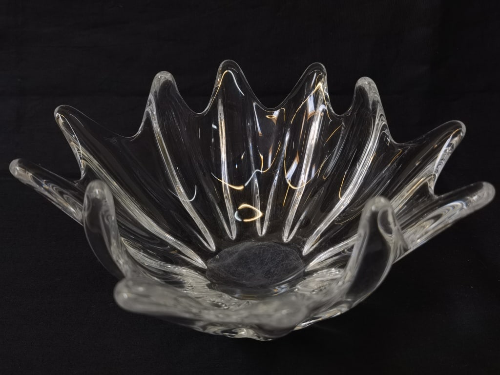 Vintage Daum France Crystal Orion Starfish Bowl: Vintage Daum France Crystal Orion Starfish Bowl, 9in