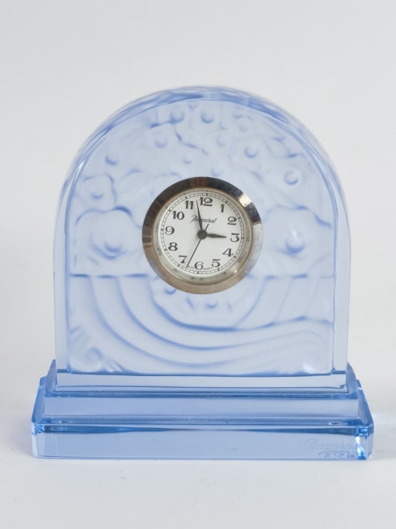 Vintage Baccarat France Frosted Blue Crystal Table: Vintage Baccarat France Frosted Blue Crystal Table Clock, 3in