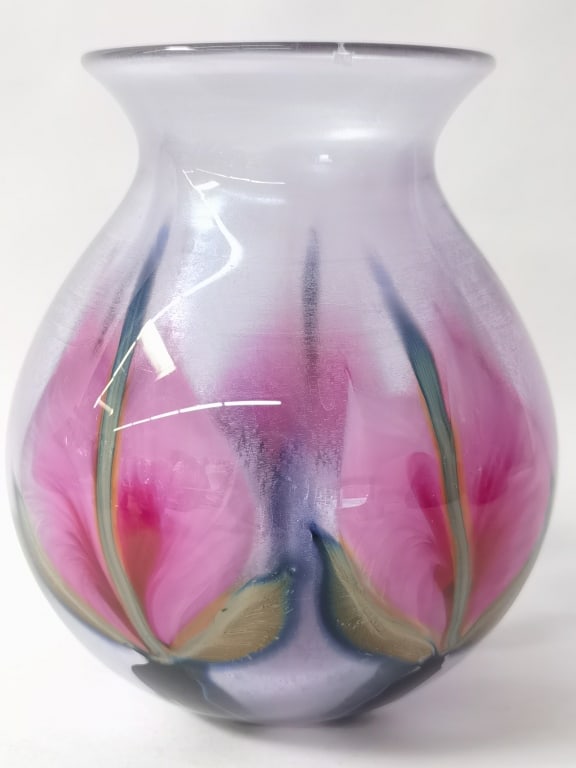 1996 Daniel Scott Floral Art Glass Vase: 1996 Daniel Scott Floral Art Glass Vase, 14.5in