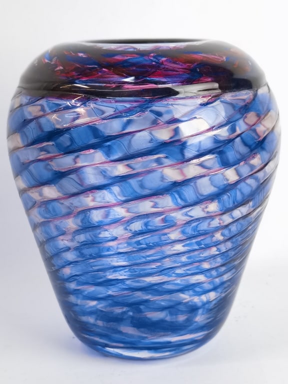 1995 Signed Blue Spiral Art Glass Vase (1 of 6)