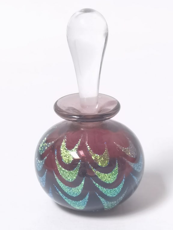 2000 Signed Glitter Pulled Feather Amethyst Glass (1 of 3)