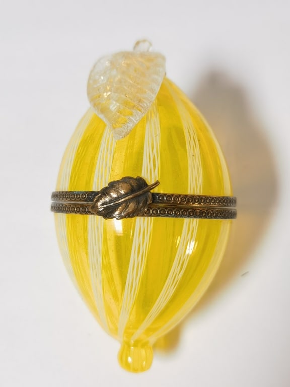 Vintage Murano Italy Latticino Yellow Lemon Trinke: Vintage Murano Italy Latticino Yellow Lemon Trinket Box, 4in by 2in