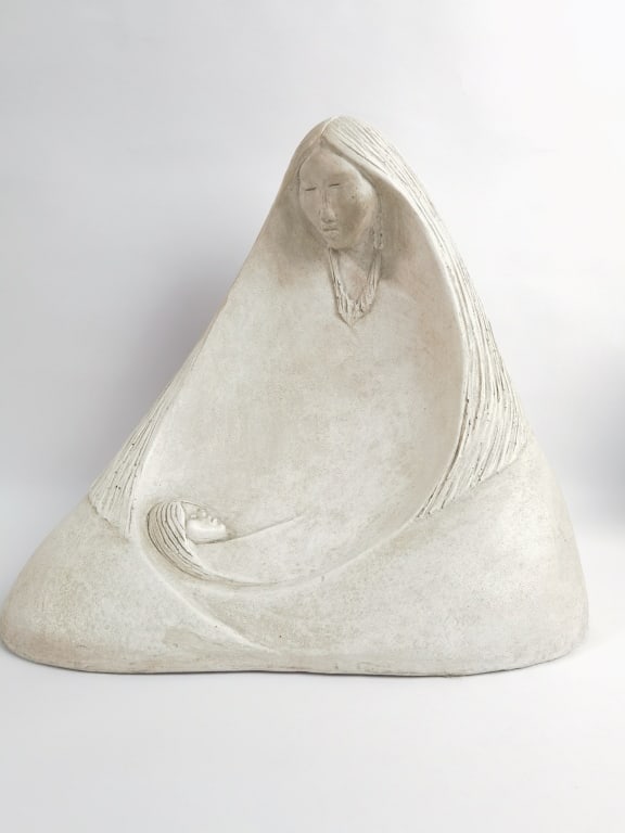 1983 Austin Reproduction Acoma La Madre Sculpture: 1983 Austin Reproduction Acoma La Madre Sculpture, 12.5in