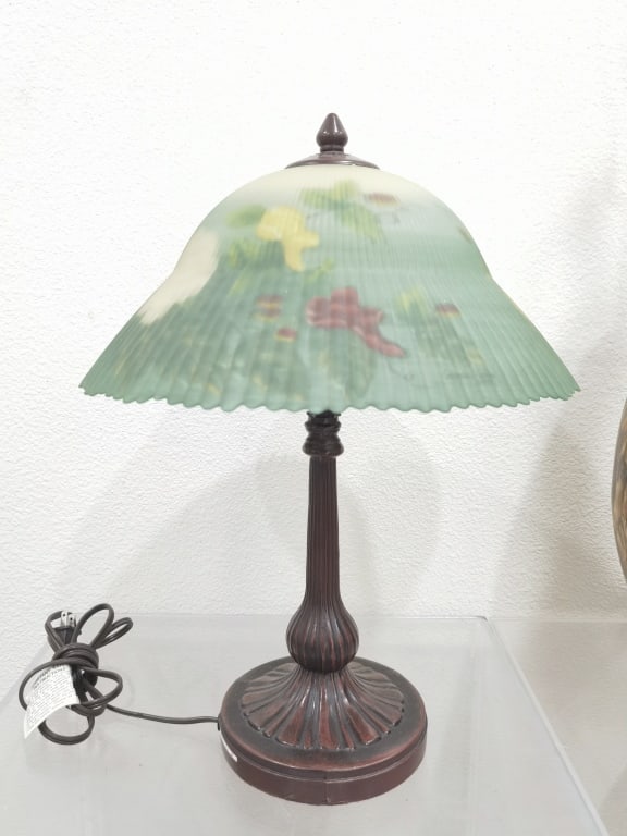 1999 Glynda Turley Reverse Painted Glass Table Lam: 1999 Glynda Turley Reverse Painted Glass Table Lamp, 19in