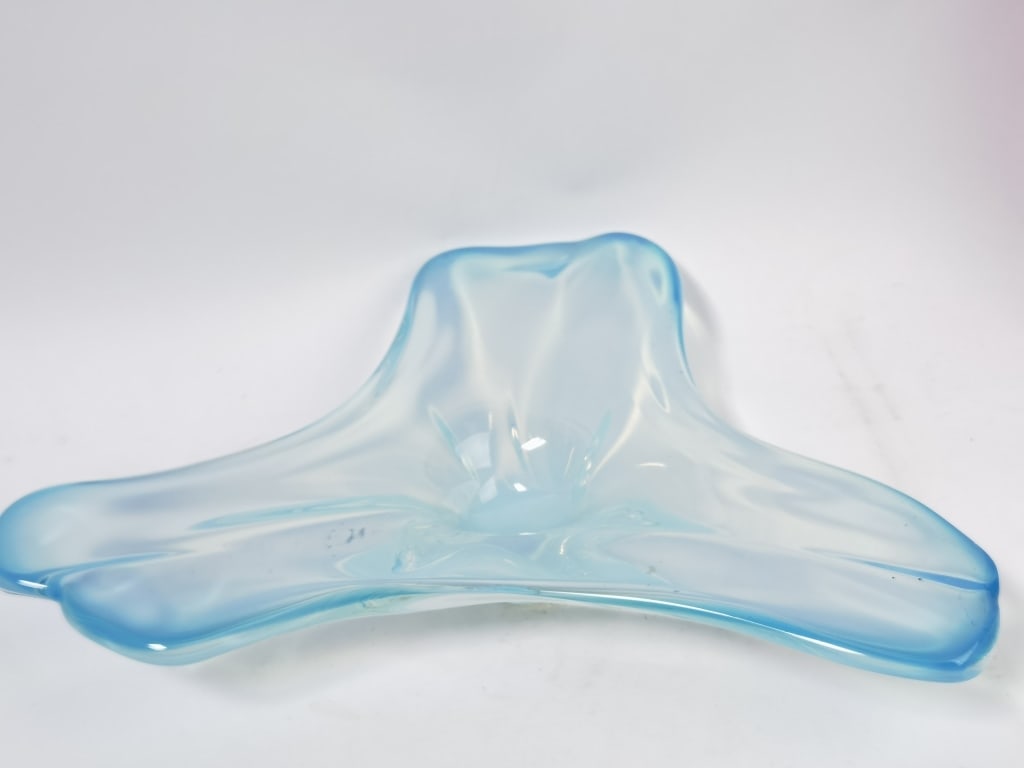 Vintage Murano Italy Blue Art Glass Triangle Bowl: Vintage Murano Italy Blue Art Glass Triangle Bowl, 12.5in by 1.75in