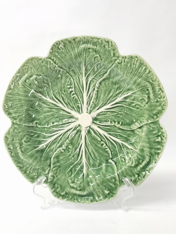 Vintage Bordallo Pinheiro Porcelain Cabbage Plate: Vintage Bordallo Pinheiro Porcelain Cabbage Plate, 12in