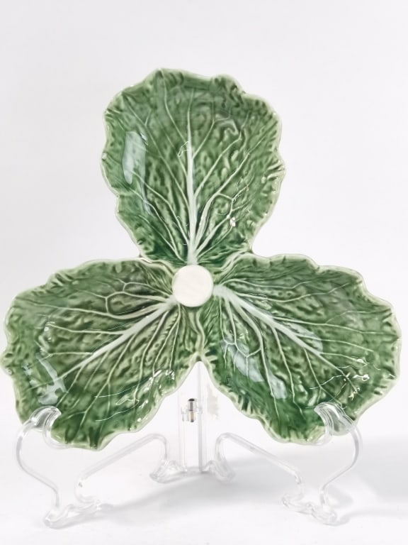 Vintage Bordallo Pinheiro Porcelain Cabbage Olive (1 of 4)