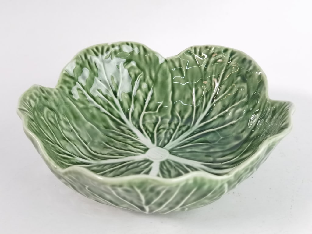 Vintage Bordallo Pinheiro Porcelain Cabbage Bowl (1 of 4)