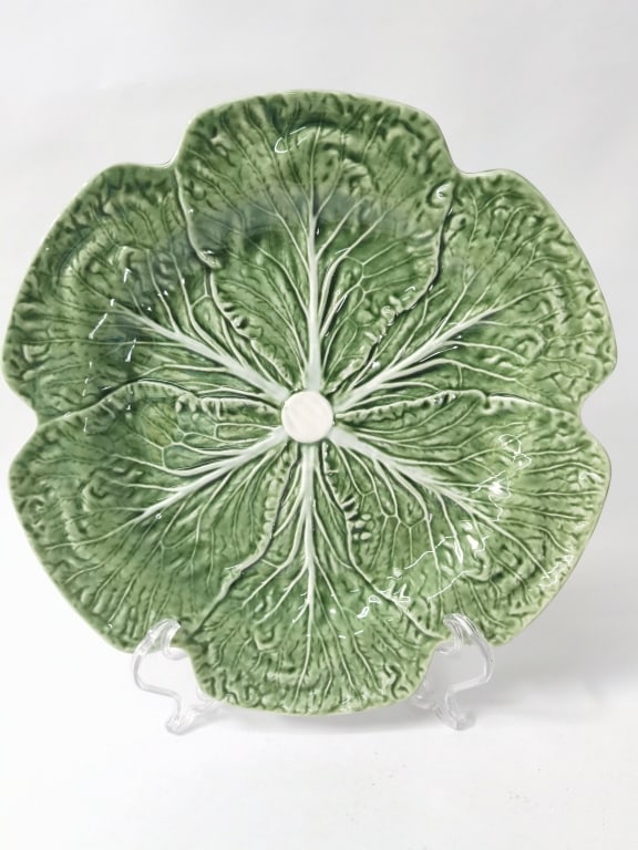 Vintage Bordallo Pinheiro Porcelain Cabbage Plate: Vintage Bordallo Pinheiro Porcelain Cabbage Plate, 12in