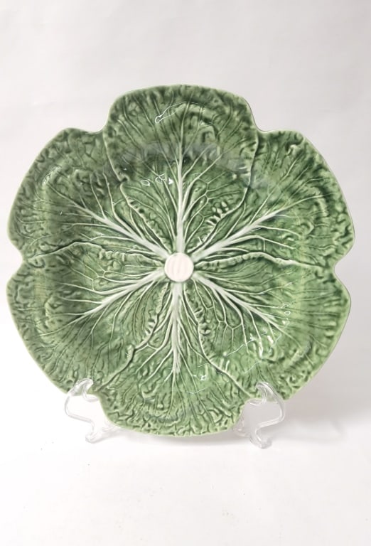 Vintage Bordallo Pinheiro Porcelain Cabbage Plate: Vintage Bordallo Pinheiro Porcelain Cabbage Plate, 12in