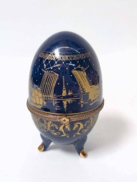 Vintage Russian Imperial-Style Porcelain Egg (1 of 5)