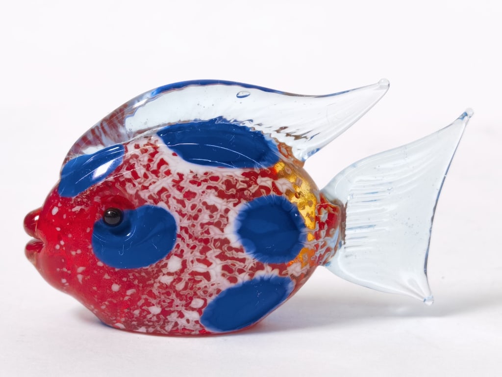 Vintage Murano Italy Red/Blue Art Glass Fish: Vintage Murano Italy Red/Blue Art Glass Fish, 3in bty 1.75in