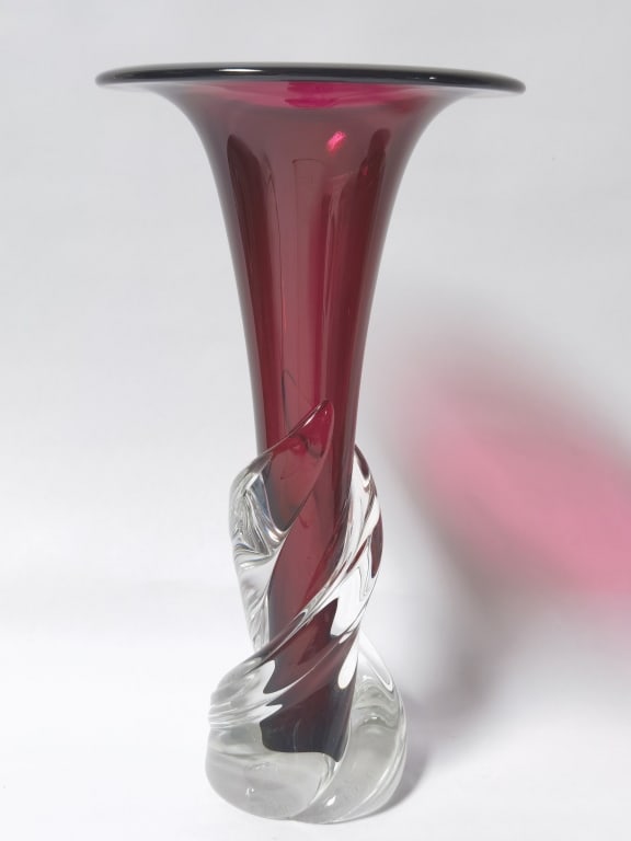 1996 Thames Glass Matthew Buechner Art Glass Vase: 1996 Thames Glass Matthew Buechner Art Glass Vase, 11.5in