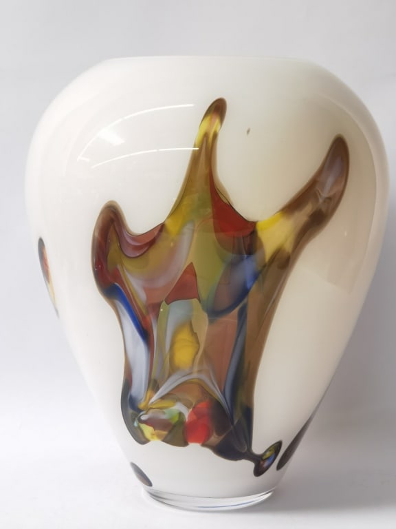 Large Murano Italy White Art Glass with Star Patte (1 of 9)