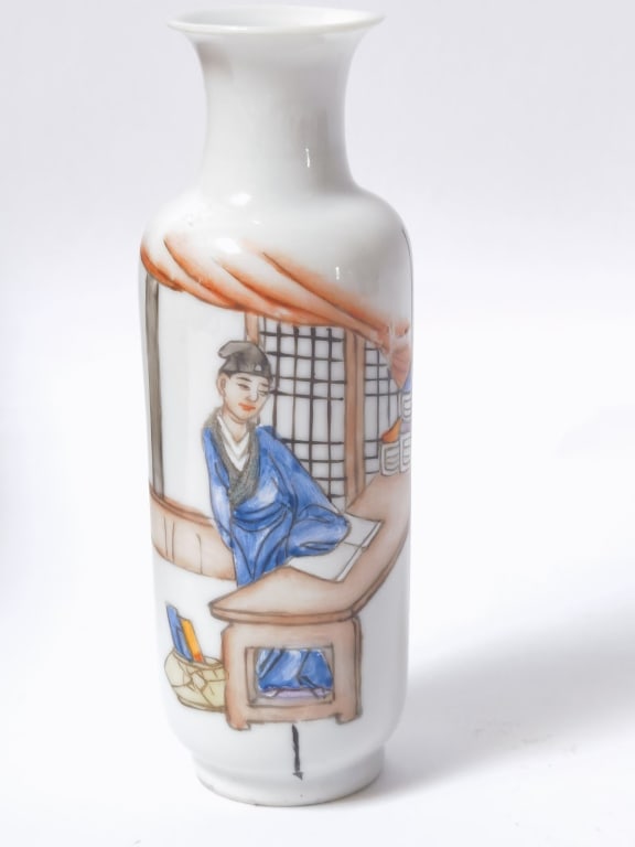 Chinese Porcelain Famille Rose Figure Vase (1 of 4)