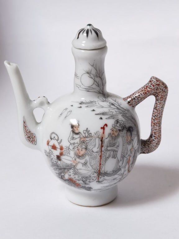 Chinese Porcelain Famille Rose Teapot Water Holder (1 of 4)