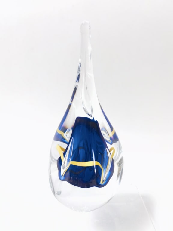 Adam Joblonski Blue/Yellow Teardrop Art Glass Pape: Adam Joblonski Blue/Yellow Teardrop Art Glass Paperweight, 5.75in