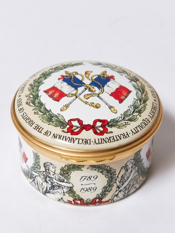 Vintage Halcyon Days The National Assembly Box: Vintage Halcyon Days The National Assembly Box, 2.5in by 1 3/8in