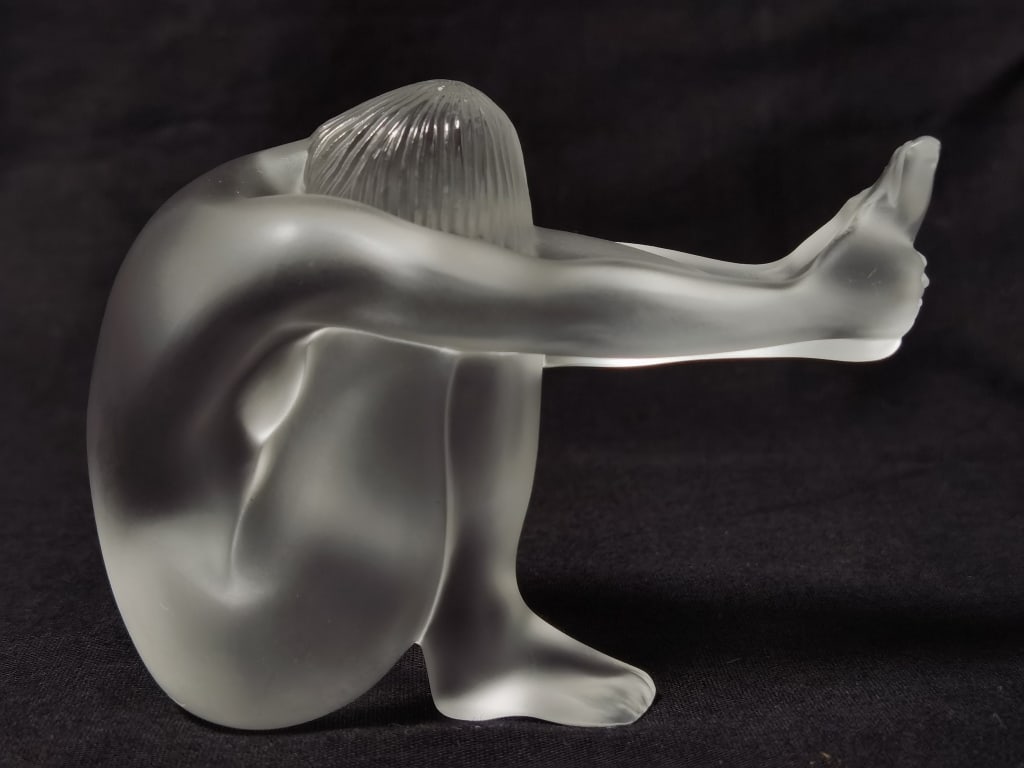 Lalique France Frosted Crystal Nu Reve Figurine (1 of 5)