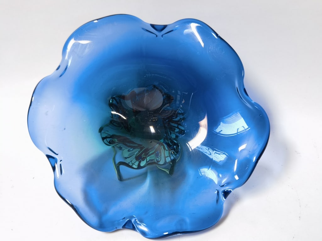 Large Murano Italy Blue/Green Glass Bowl (1 of 3)
