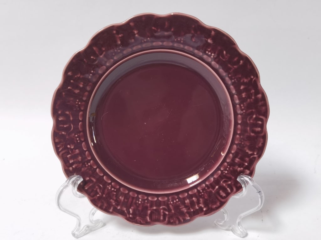 Bordallo Pinheiro Porcelain Purple Grape Leaf Plat (1 of 3)