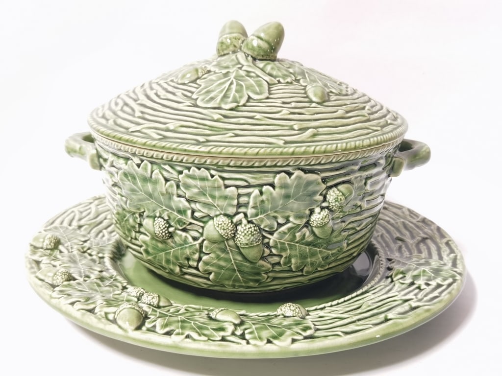 Bordallo Pinheiro Oak Leaf Green Tureen Set (1 of 6)
