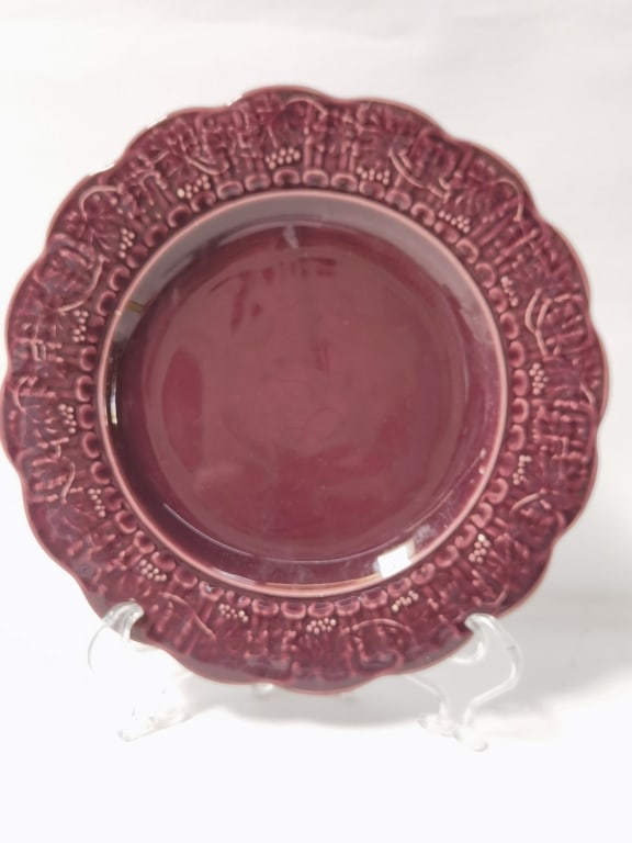 Bordallo Pinheiro Porcelain Purple Grape Leaf Plae (1 of 4)