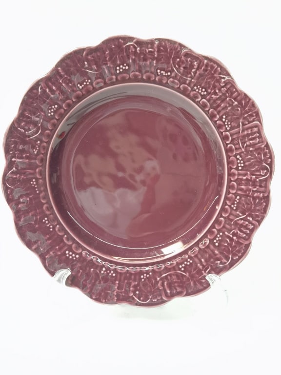 Bordallo Pinheiro Porcelain Purple Grape Leaf Plae (1 of 3)