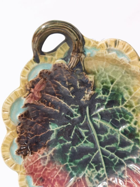 Antique Majolica Maple Leaf Plate - 3