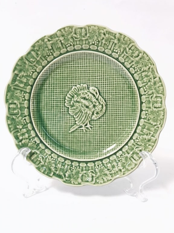 Bordallo Pinheiro Porcelain Green Turkey Plate (1 of 4)
