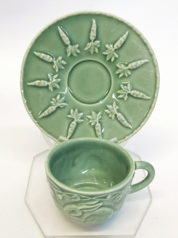 Vintage Bordallo Pinheiro Porcelain Green Bunny Te (1 of 6)
